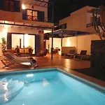 Optimist Rubicon Piscina Climatizable, Frente Al Mar *