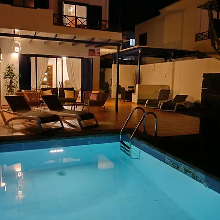 Optimist Rubicon Piscina Climatizable, Frente Al Mar * Playa Blanca (Lanzarote)
