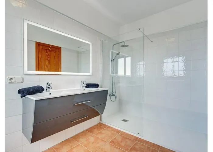 Optimist Rubicon Piscina Climatizable, Frente Al Mar * Playa Blanca (Lanzarote)