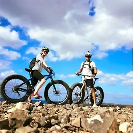 Optimist Rubicon Piscina Climatizable, Frente Al Mar 别墅