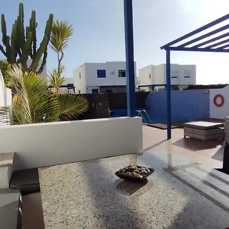 Optimist Rubicon Piscina Climatizable, Frente Al Mar